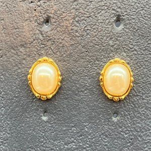 Stud Pierced Earrings Gold Oval Frame Domed Pearl Center Retro BoHo Soft Girl